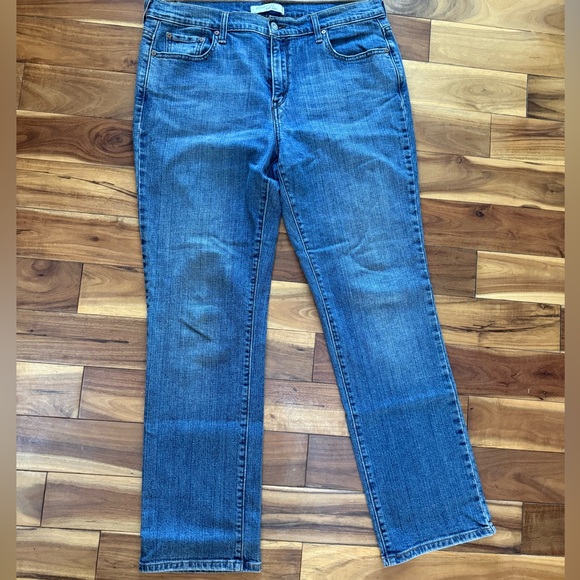 Levi's Denim - Levi's Women's Straight Leg 505 Jeans